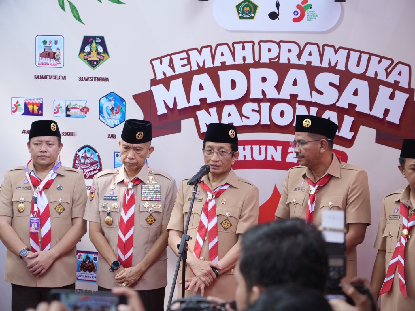 Kemenag Siapkan Generasi Adaptif dan Kreatif melalui Gerakan Kepramukaan Madrasah
